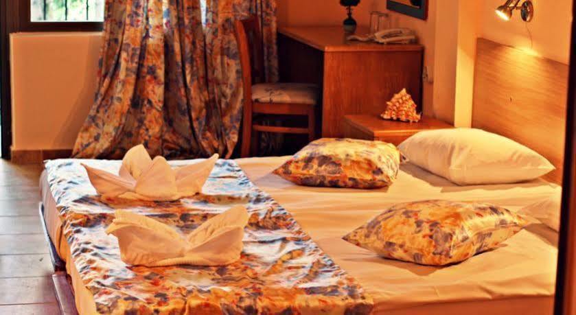 Park Hotel Briz Zlatni pjasătsi Eksteriør bilde